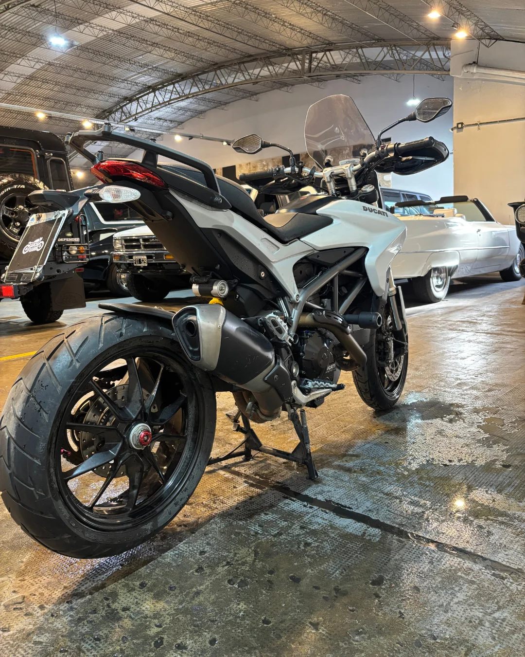 Ducati Hyperstrada 821 thumbnail 11