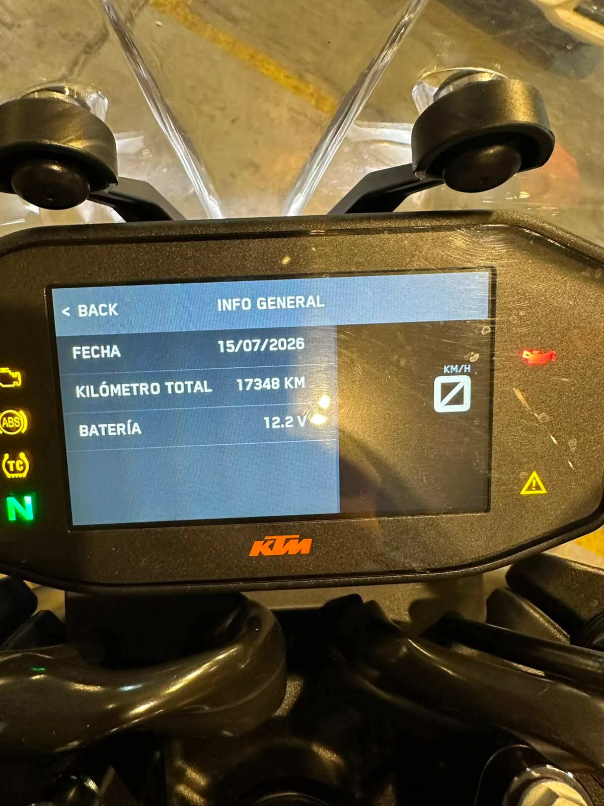 KTM DUKE 890 R thumbnail 7