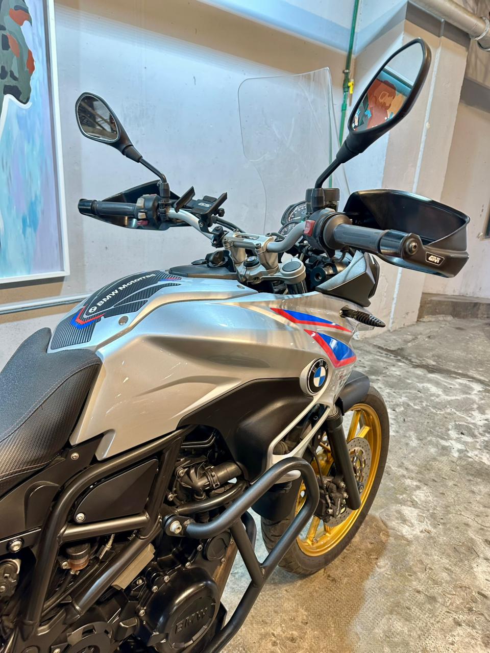 BMW f700 GS thumbnail 8