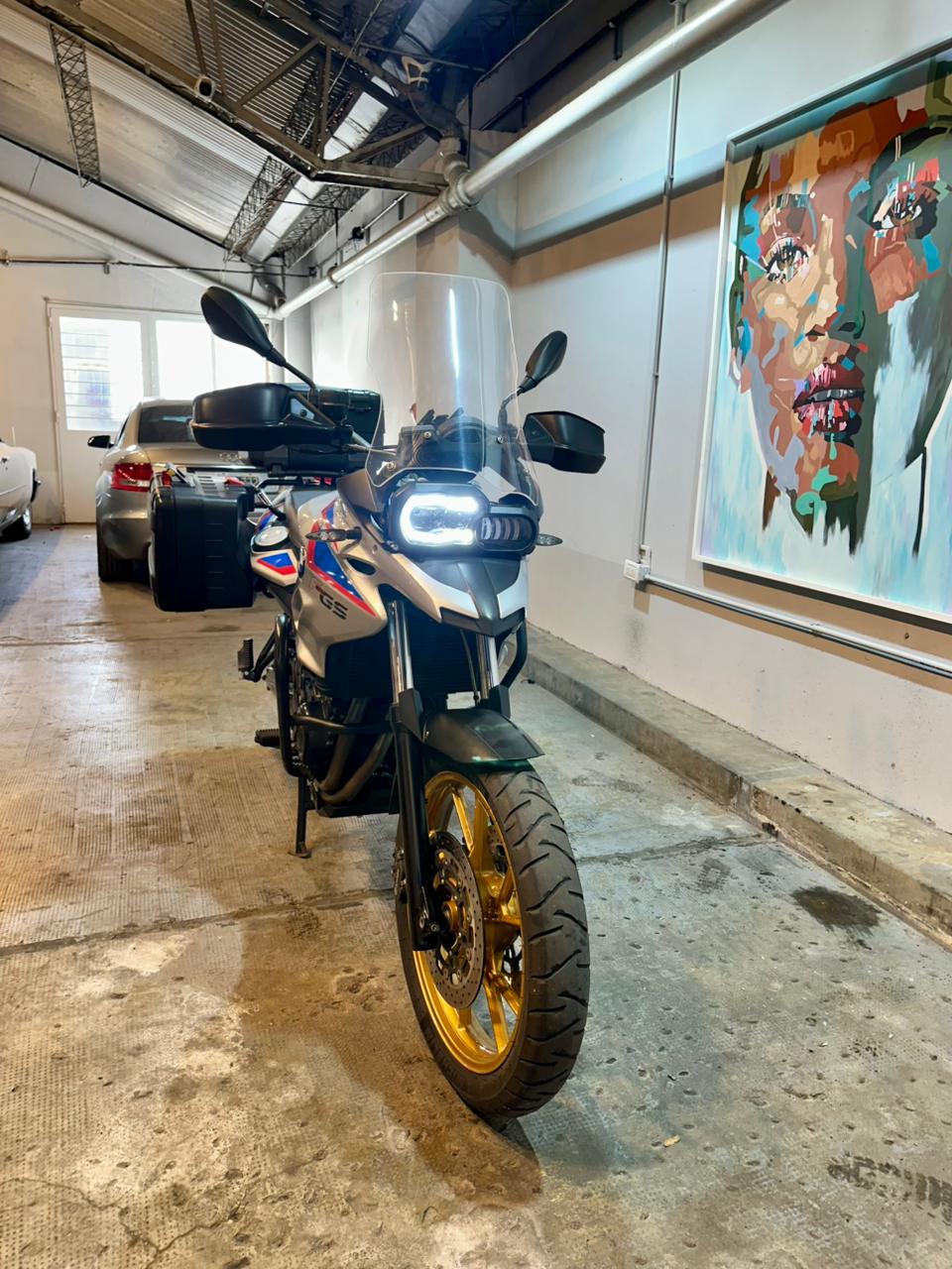 BMW f700 GS thumbnail 12