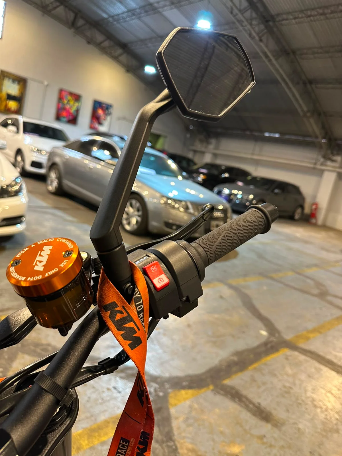 KTM DUKE 890 R thumbnail 6