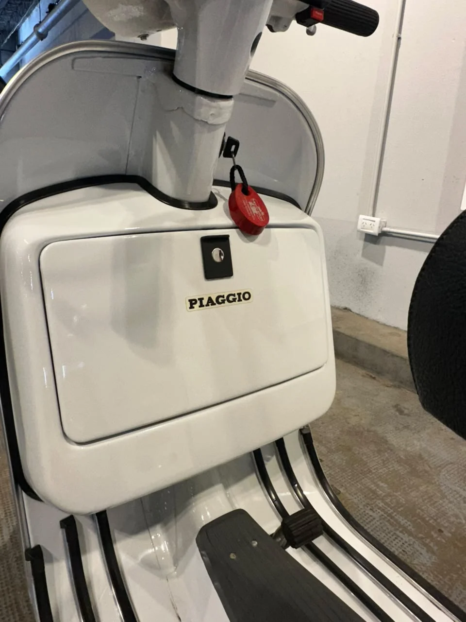 Piaggio Vespa PX 200 thumbnail 4