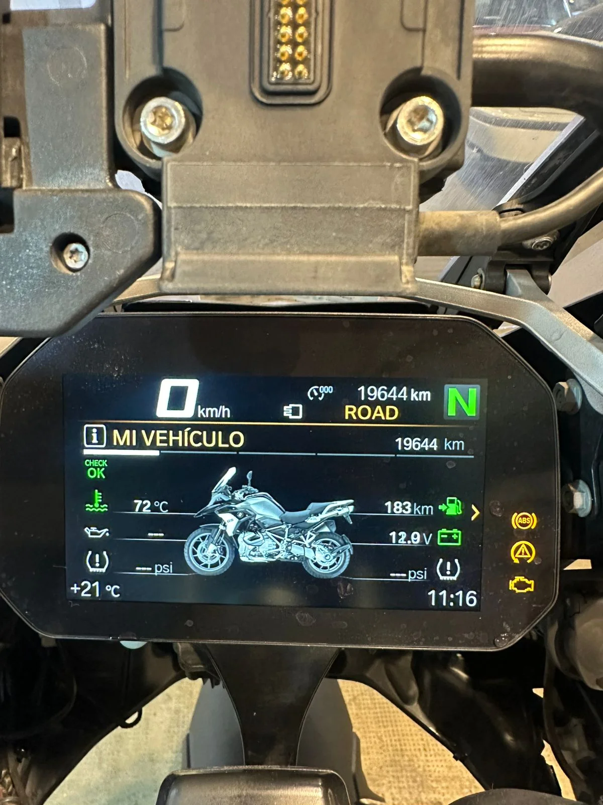 BMW r 1250 GS HP thumbnail 4