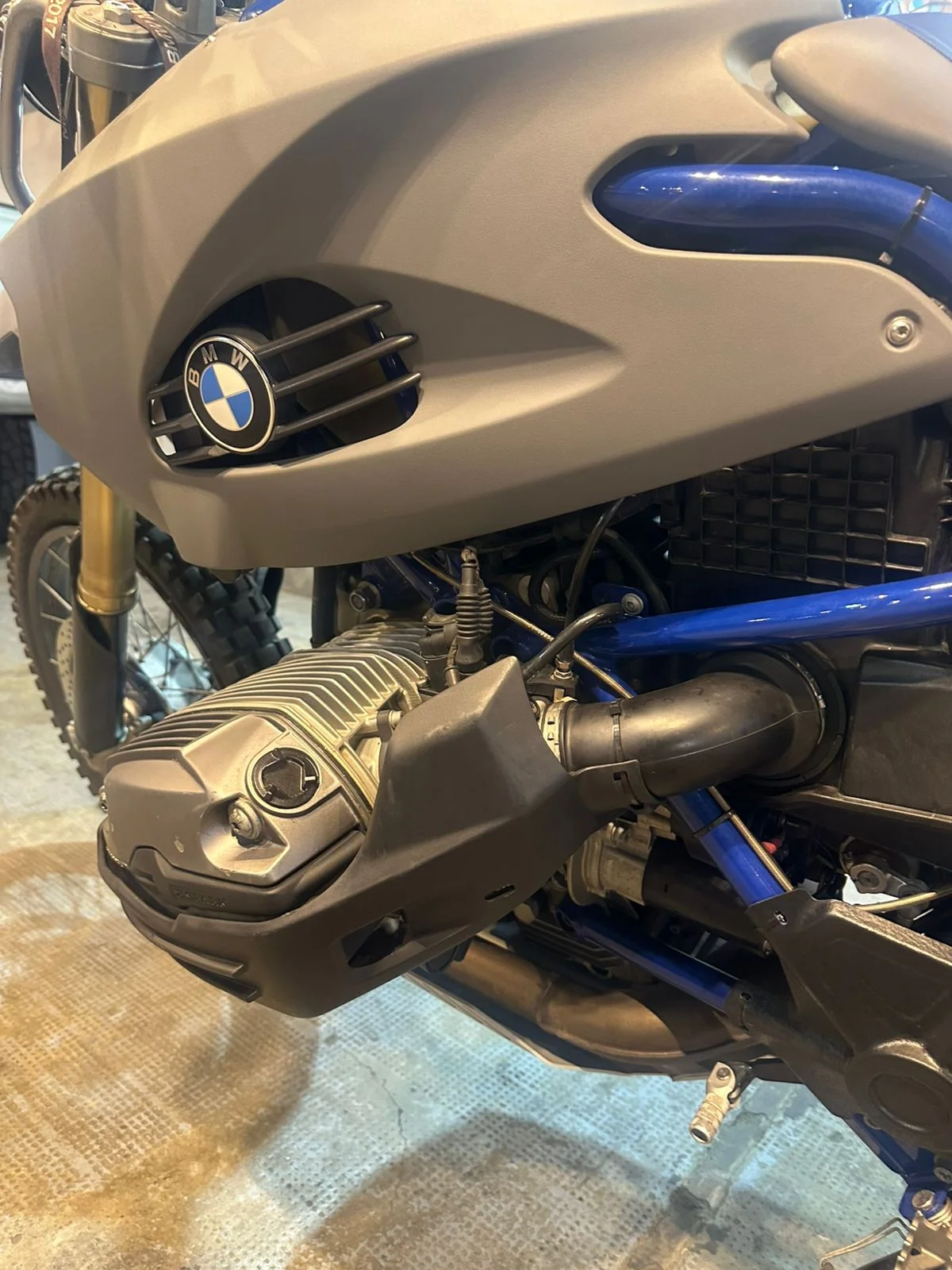 bmw HP2 thumbnail 13