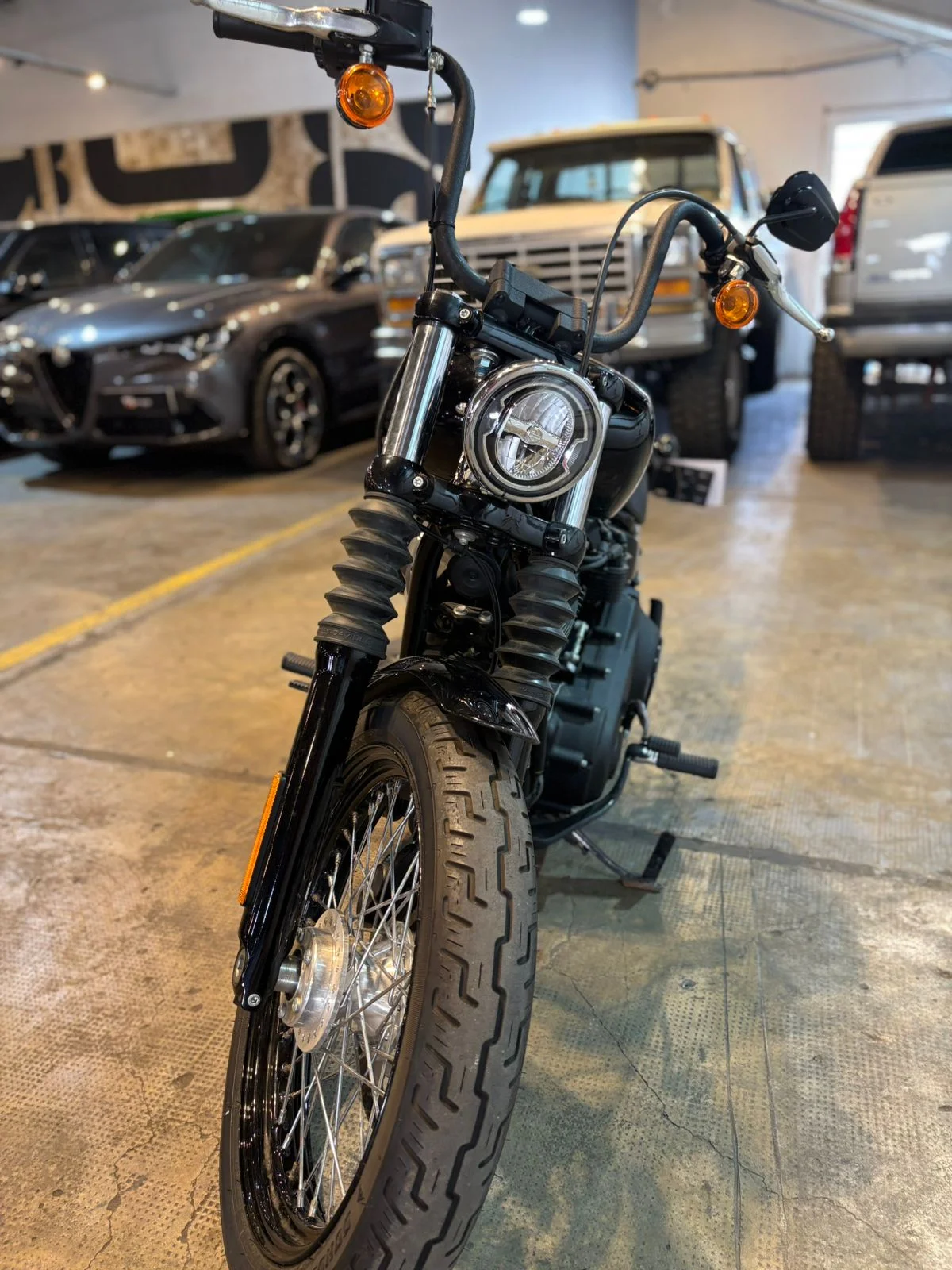 Harley Davidson Street Bob thumbnail 6