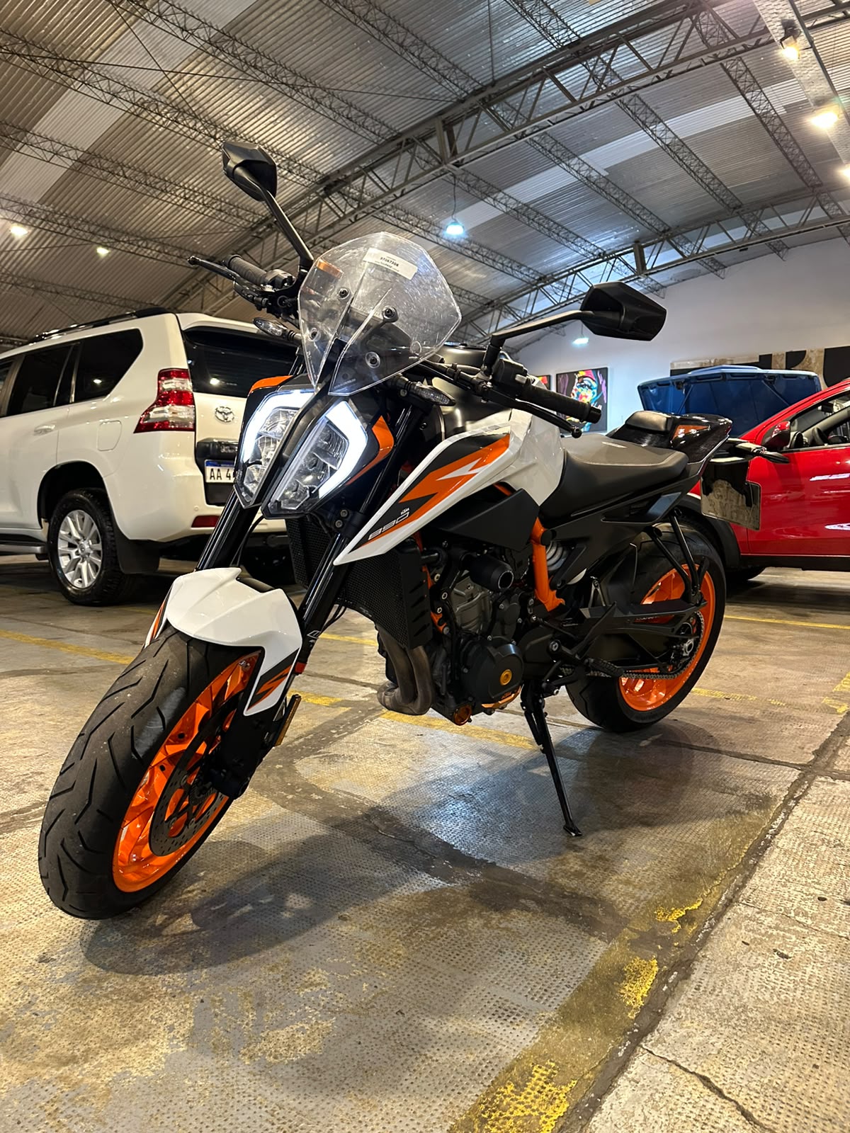 KTM DUKE 890 R thumbnail 15